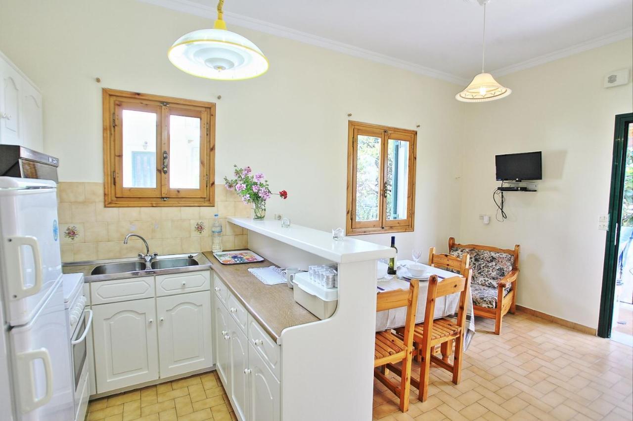 Zouli Sophia Apartment Kalami  Luaran gambar