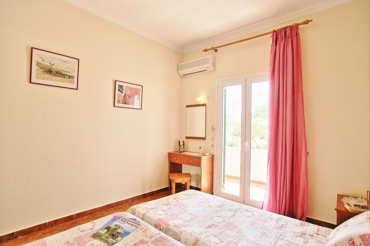Zouli Sophia Apartment Kalami  Luaran gambar