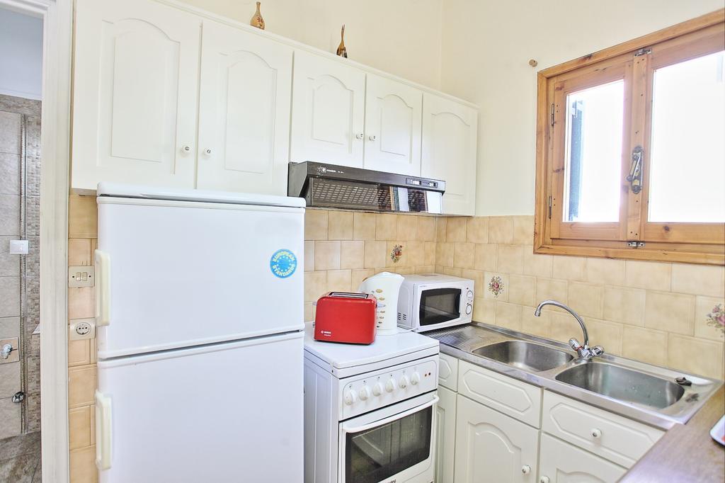 Zouli Sophia Apartment Kalami  Luaran gambar